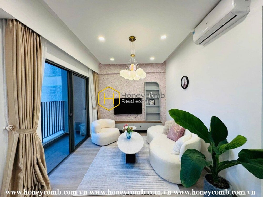 Căn hộ đẹp với nội thất mộc mạc cho thuê ở Masteri Thảo Điền