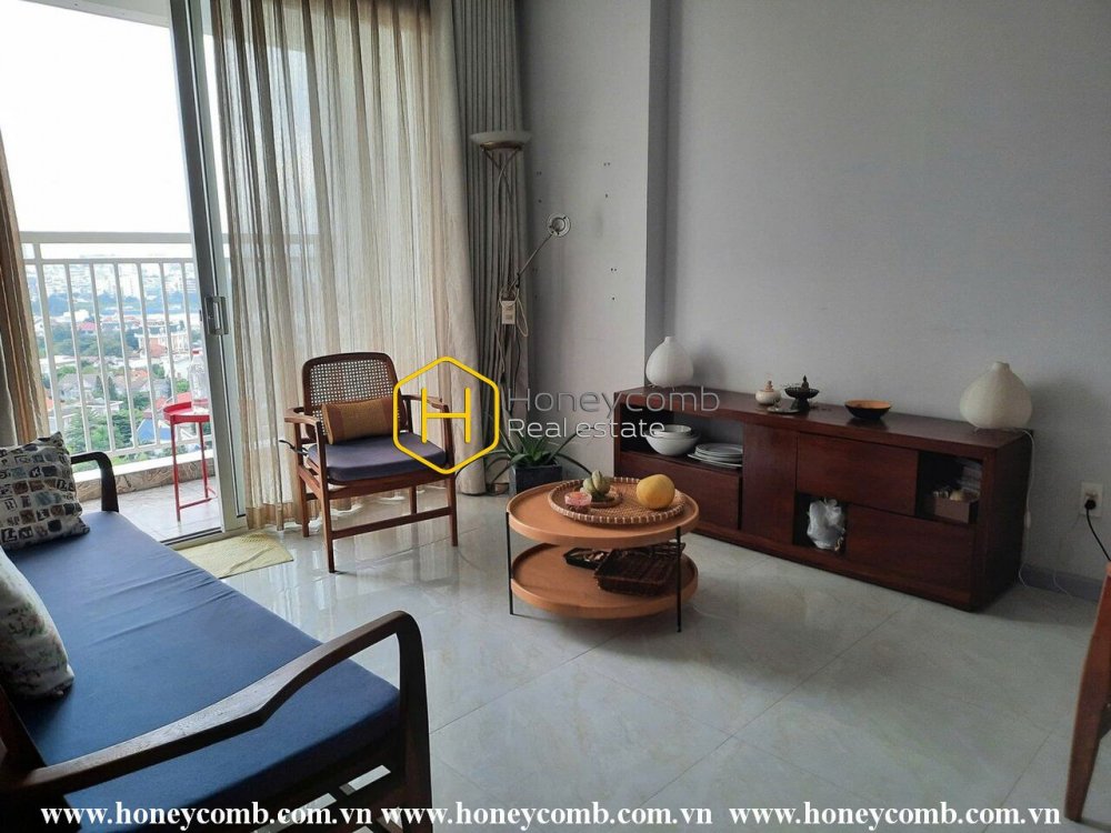 Grab the chance to possessing this stunning apartment with delicate interiors in Tropic Garden