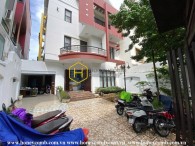 Feel the tranquilty: Spacious Space, High End class interiors in Villa for rent in District 2