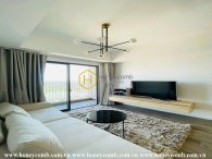 Bắt trọn khung cảnh sông Sài Gòn trong căn hộ 3 phòng ngủ duyên dáng của Materi Thao Dien