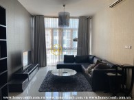 Cheer your mood up with this youthful The Vista apartment