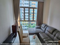 This tranquil apartment in  The Vista will satisfy your family