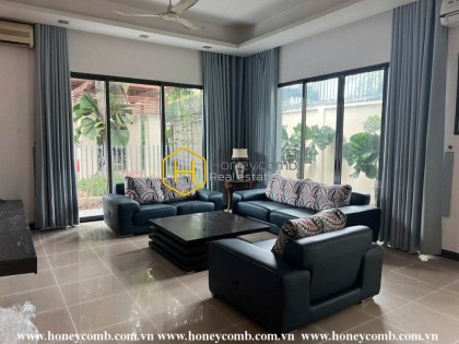 No words can describe the brilliant beauty of this neoclassical villa at Villa Riviera