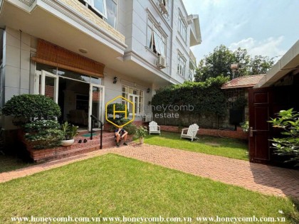 Stylish tenants' picks: Chic decor in the top District 2 villa