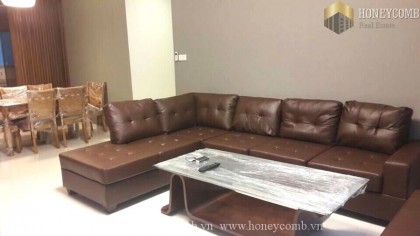 Three beds apartment pool view in The Vista for rent