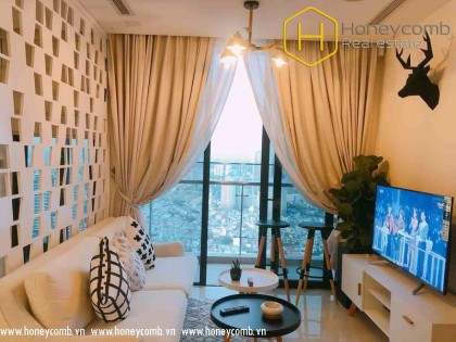 Luxurious and Modern with 2 bedrooms in Vinhomes Central Park