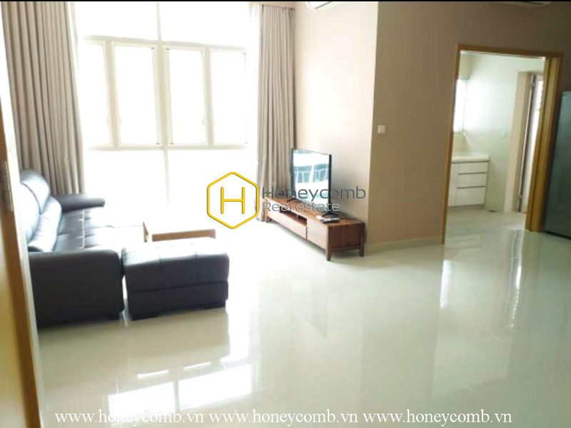 Căn hộ thiết kế cổ điển được trang bị nội thất cơ bản bằng gỗ tại The Vista cho thuê