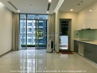 Peaceful high floor apartment for rent in Vinhomes Central Park