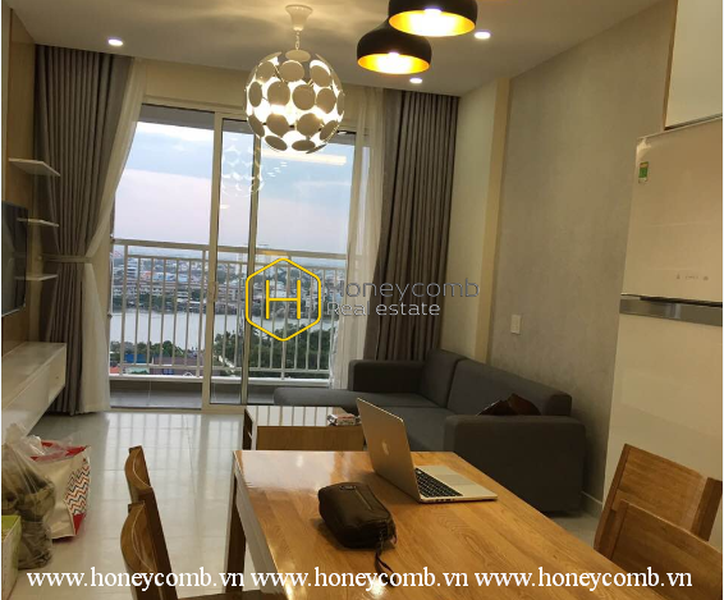 Indulge the magnificent architecture in Tropic Garden apartment