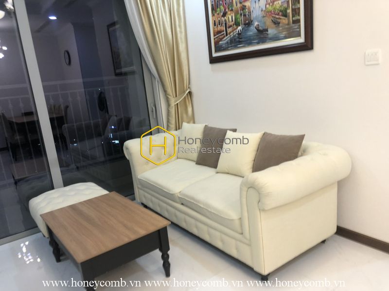 Một căn hộ xinh đẹp ở Vinhomes Central Park nổi bật trong sắc trắng nhã nhặn