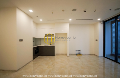 Airy and well-lit apartment with no furniture is waiting for you to rent at Vinhomes Golden River