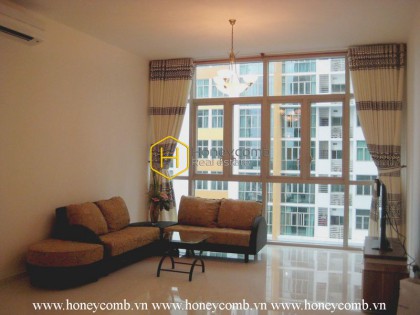 How do you think about this warm and familiar 3 bed-apartment at The Vista ?