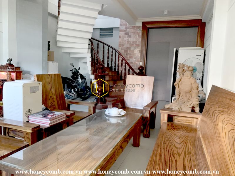 Warming modern space with soothing lightning in District 2 house for rent