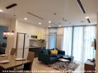 What a modern 2 bedrooms-apartment in Vinhomes Golden River