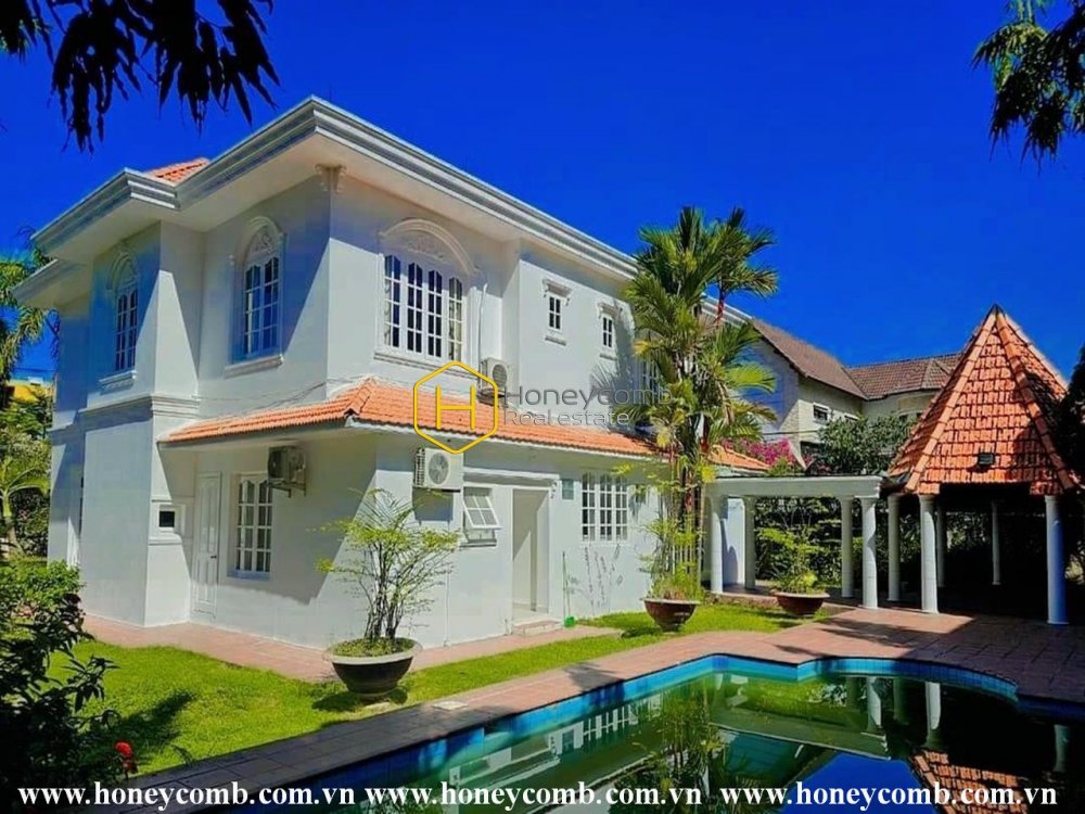 Western-inspired Villa with an airy garden and spacious living space in District 2