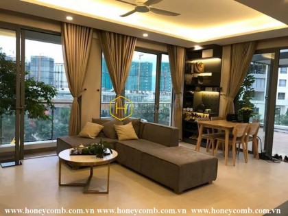 Let take a look at this stylish apartment in Diamond Island ! Still awaits new owners