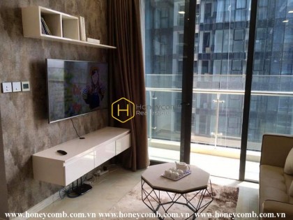 Beautiful and luxurious 2 bedrooms apartment in Vinhomes Golden River