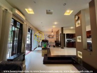 Tận hưởng một cuộc sống "chanh xả" trong căn villa lộng lẫy ở quận 2